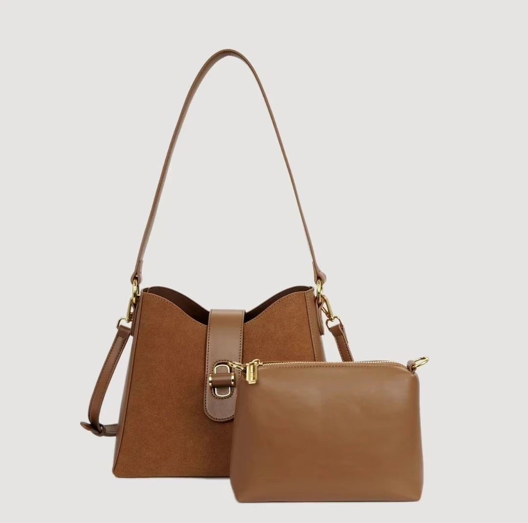 【2024新款】时尚百搭棕色腋下子母包