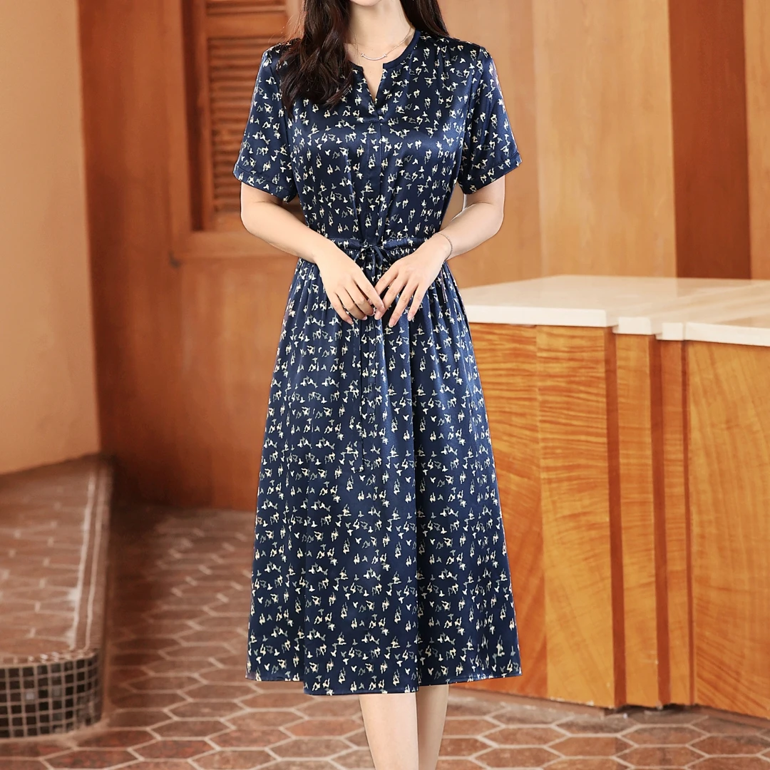 中老年女装40-65岁妈妈装91.8%桑蚕丝圆领收腰中长款减龄连衣裙