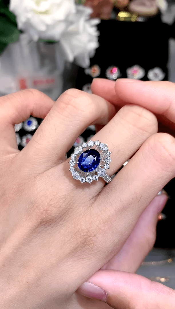 【闪购商品】蓝宝石戒指18K金镶嵌3.06ct/天然宝石/七天无理由