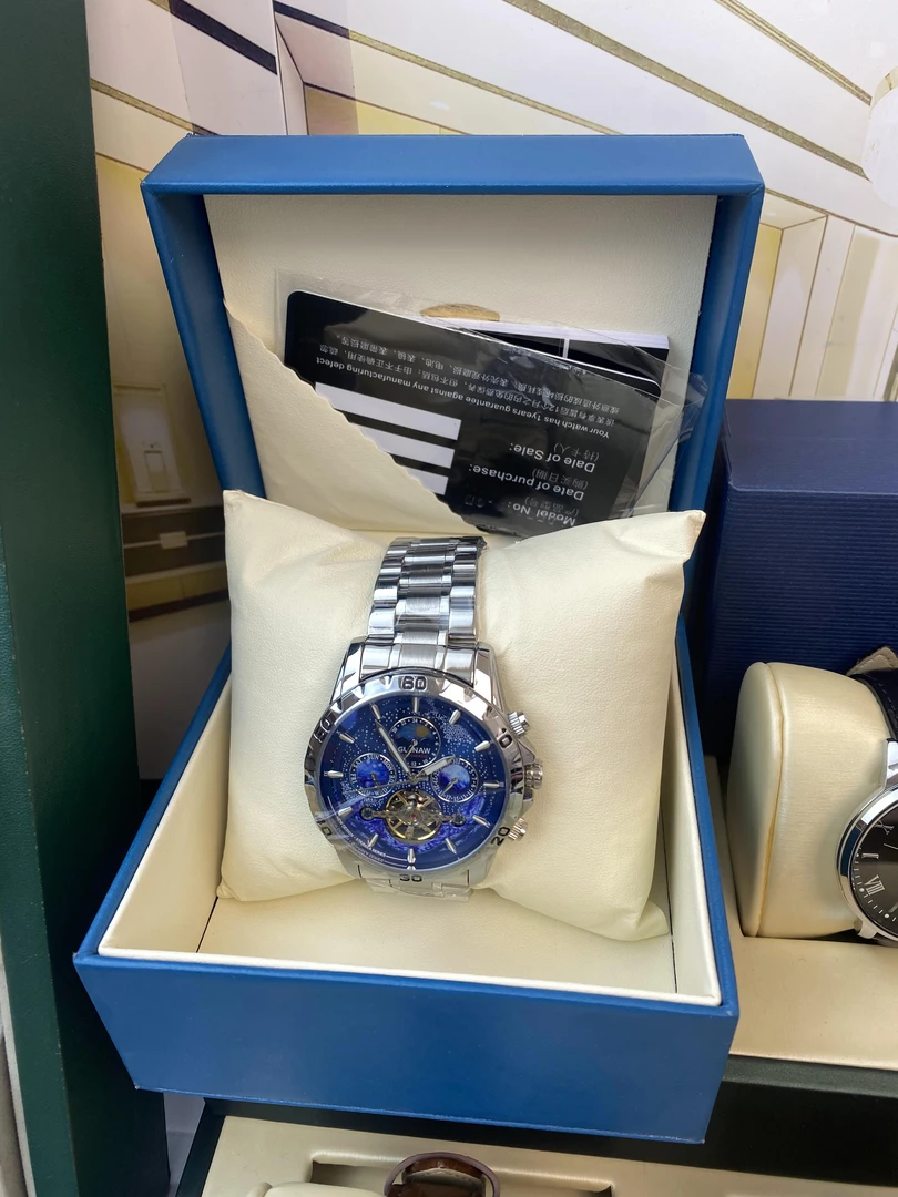 【8810】男士高档腕表男表推荐超薄气质名表经典蓝宝石轻