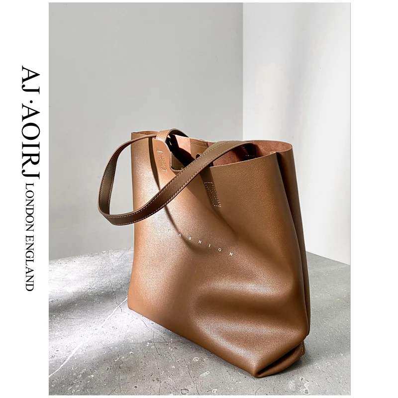 【AJ AOIRJ】小众设计高级感真皮托特包13寸电脑包大容量单肩包女