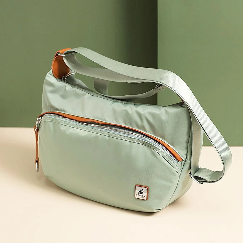 时尚斜挎包女2024新款尼龙女包牛津布休闲单肩包女大容量帆布包包