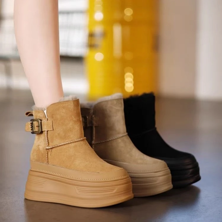 加厚雪地靴女2024冬新款防寒保暖加绒棉靴厚底小个子内增高马丁靴