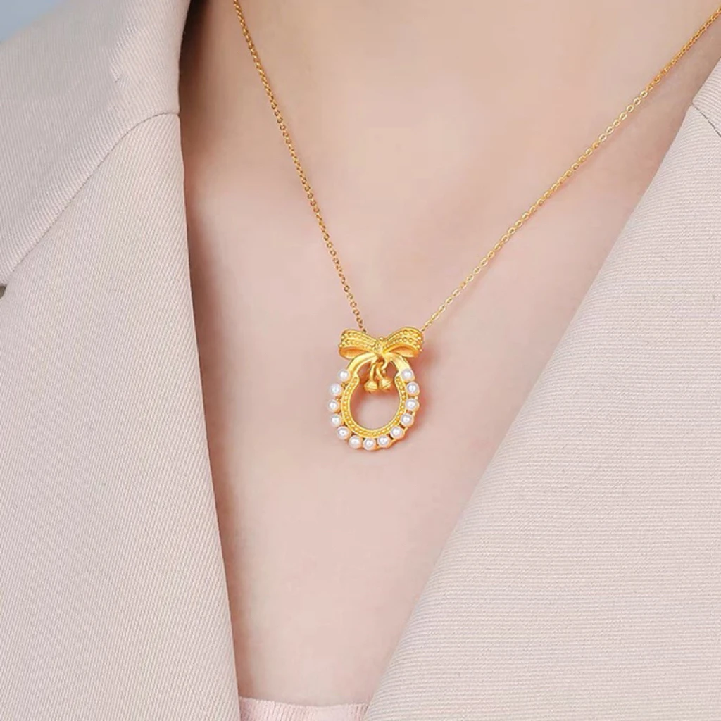 铜合金项链 在逃公主蝴蝶结珠珠铃铛项链锁骨链轻奢可爱女生吊坠