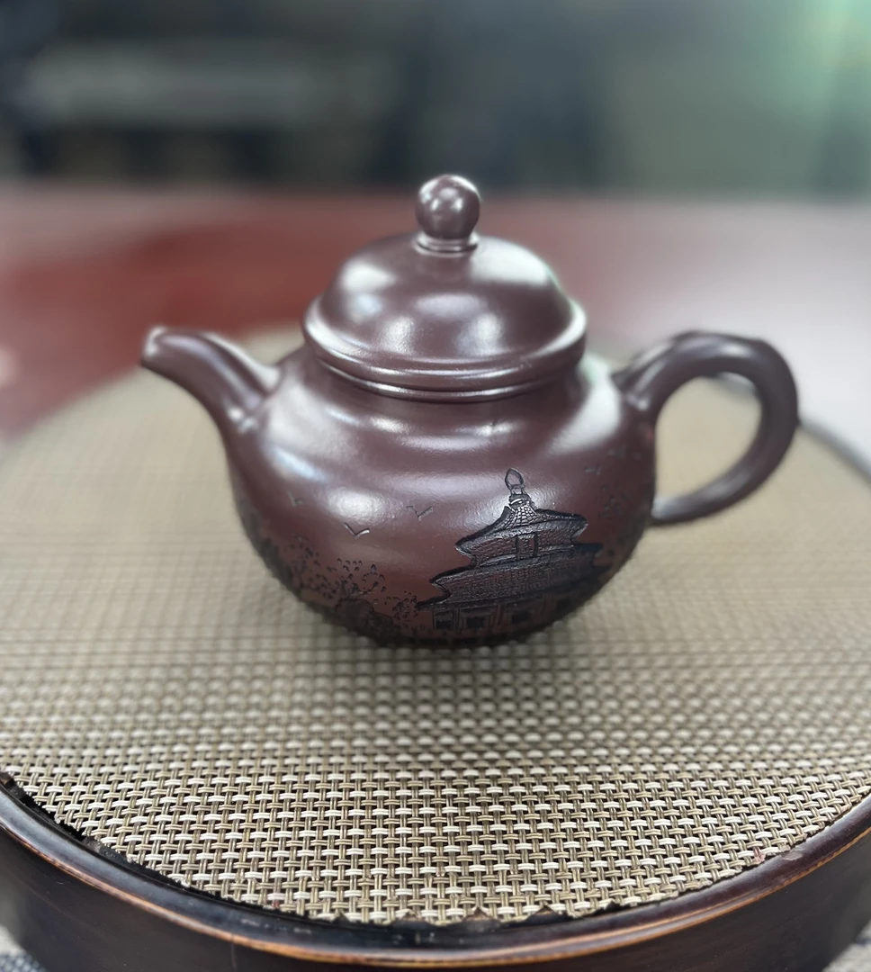 一厂特有双拼紫泥-全手工精工刻绘掇球壶
