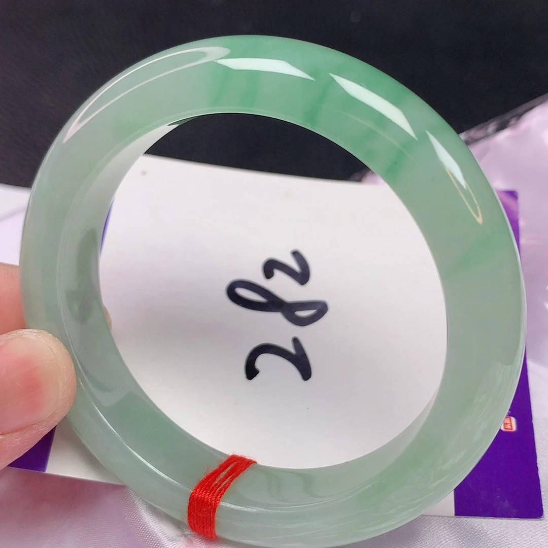 翡翠手镯未镶嵌54+ 翡翠手镯