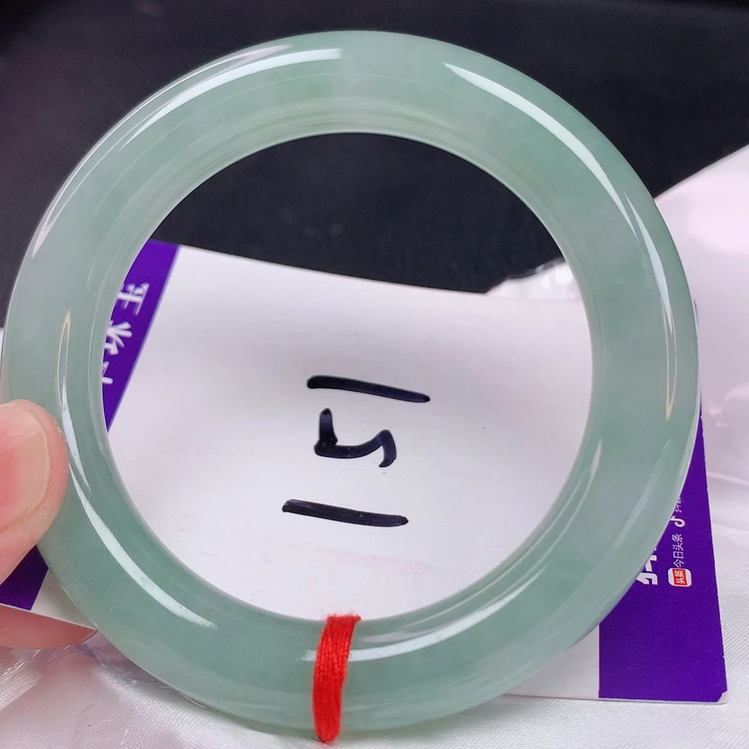 翡翠手镯未镶嵌56 翡翠手镯