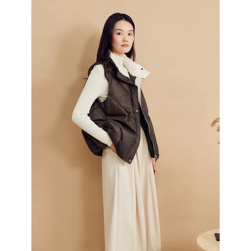 YINER音儿2024冬季新款女士休闲百搭短款羽绒服马甲8C34508010