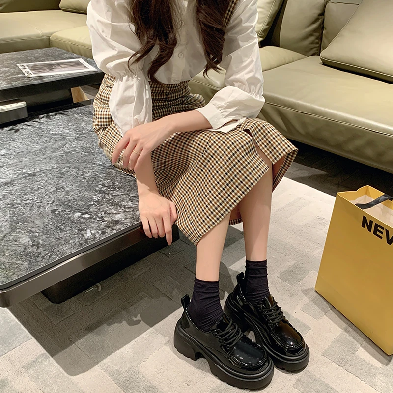 厚底英伦风乐福鞋2024春季新款百搭复古小皮鞋女单鞋时尚