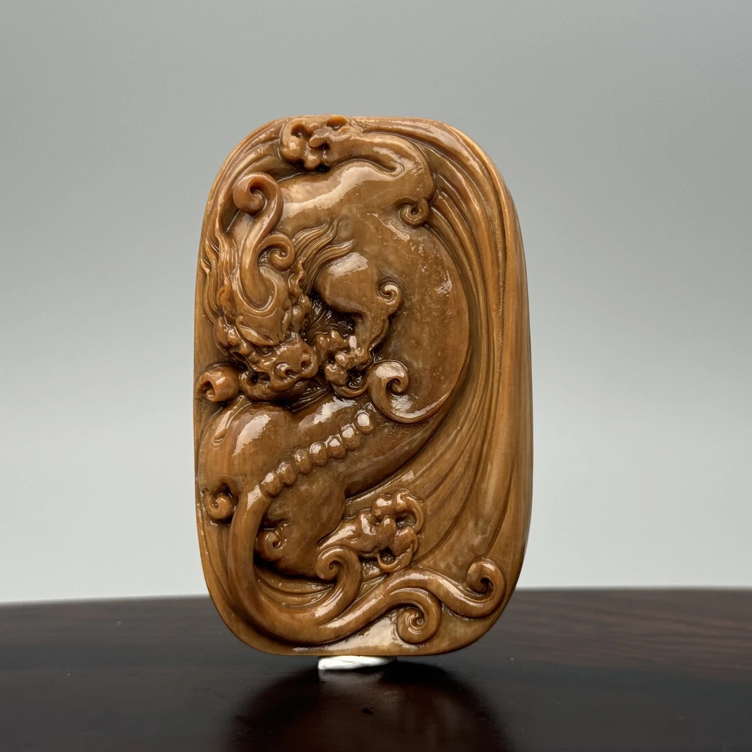 DEZHI/德志约70*43*14mm貔貅吊坠把件47g猪肝红咖料猛犸牙Y67