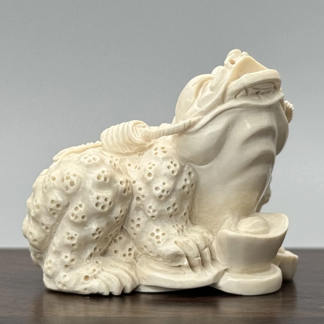 DEZHI/德志24.7g金蟾摆件天然猛犸牙A31