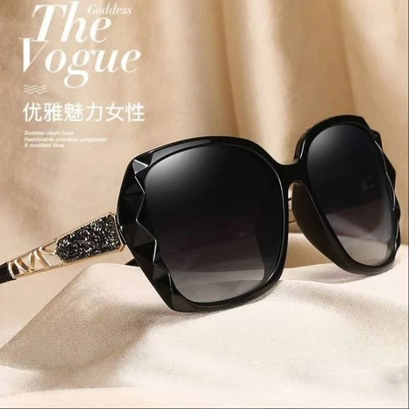 新款大框偏光太阳镜女防紫外线韩版潮网红墨镜圆脸开车眼镜女