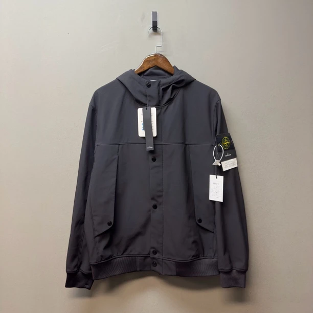 L stone island 24ss 新款软壳冲锋衣 薄款 全新未使用