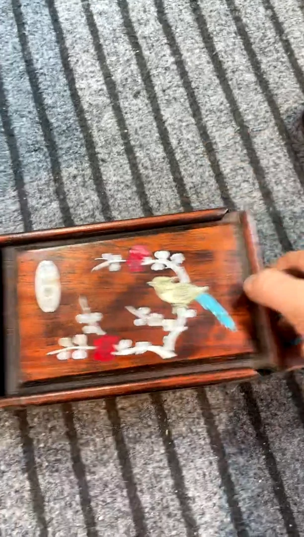 【闪购商品】木头紫檀彩贝推拉盒