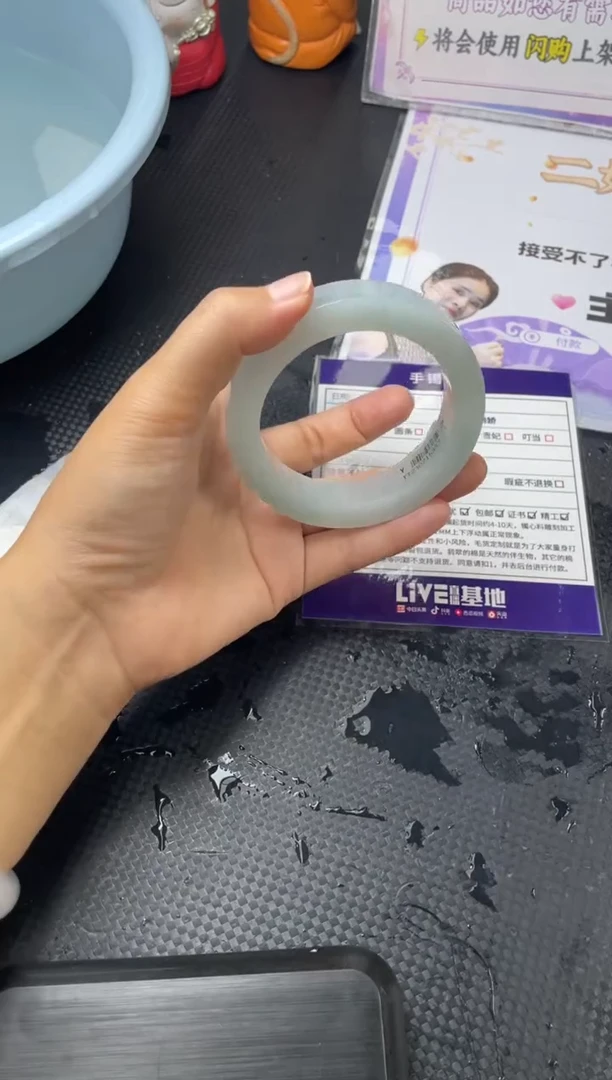 【闪购商品】定制翡翠手镯未镶嵌正圈GB28@DZS