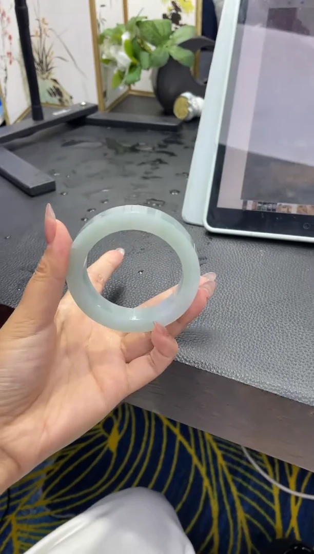 【闪购商品】定制翡翠手镯未镶嵌正圈圆条GBDZS19