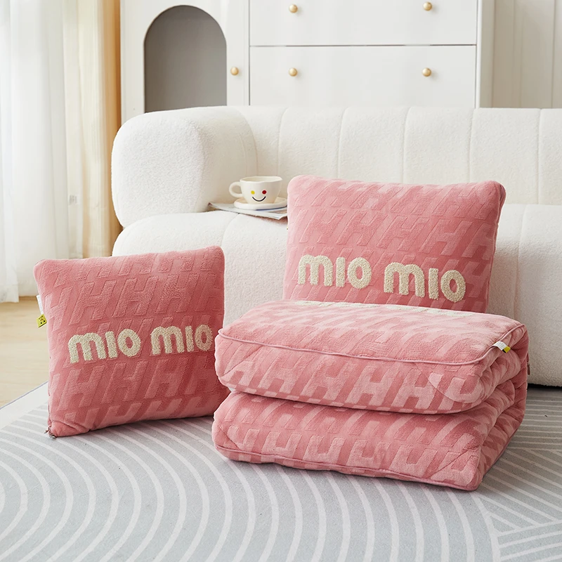 抱枕被子两用毯子二合一牛奶绒午睡折叠枕头汽车空调车用靠枕车载