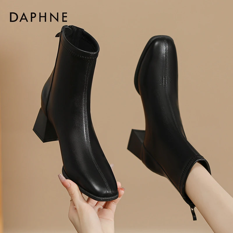 达芙妮官方正品女鞋2025年秋冬百搭粗跟方头弹力靴瘦瘦靴时尚高跟