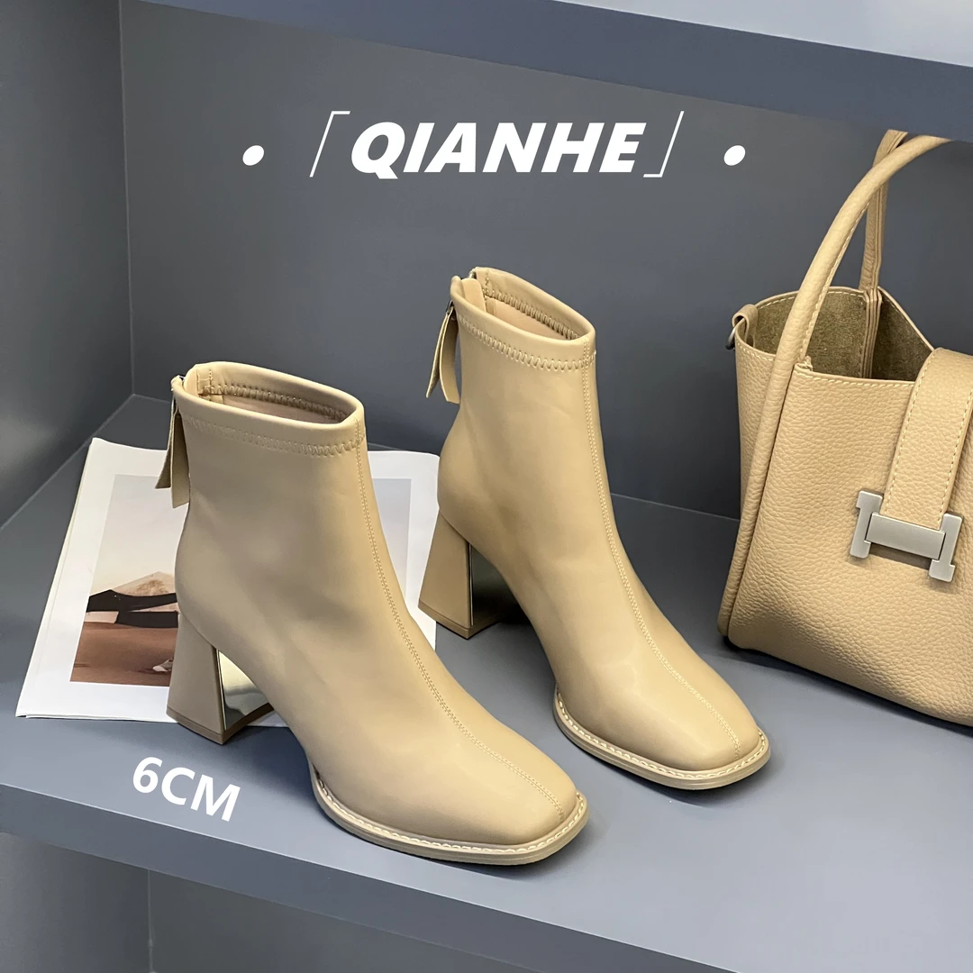 「Qan'h千合女鞋」•商场撤柜秋冬气质粗跟方头跟靴瑕疵处理品（8302）