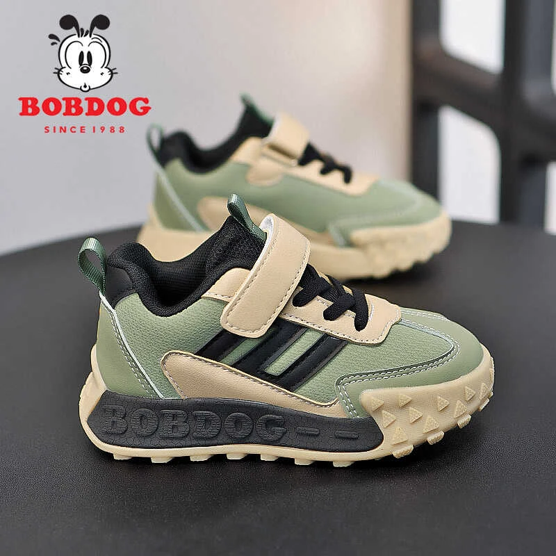 Bobdog/巴布豆男童鞋子春秋皮面防水儿童运动鞋男孩时尚休闲鞋潮
