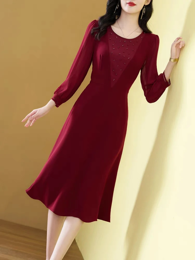V领钉珠长袖连衣裙2024年秋季女新款高端气质显瘦时尚优雅120