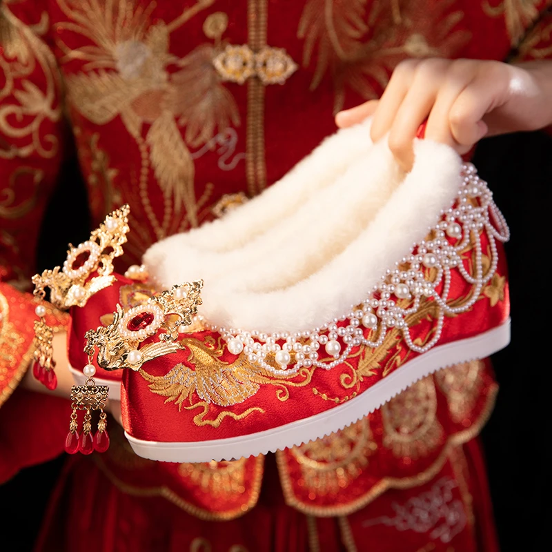 汉服婚鞋女冬季加绒内增高古风红色中式婚礼秀禾鞋新娘结婚绣花鞋