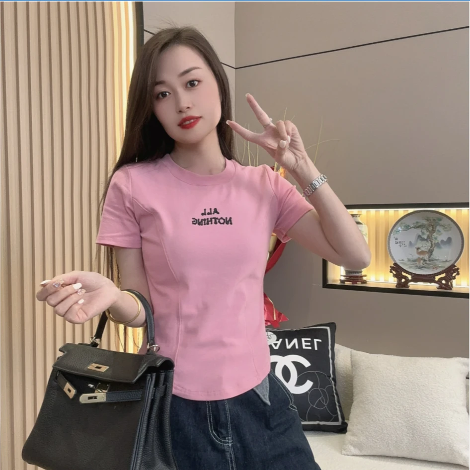 新款2024时尚网红圆领修身打底衫显瘦百搭鱼骨修身设计感上衣t恤