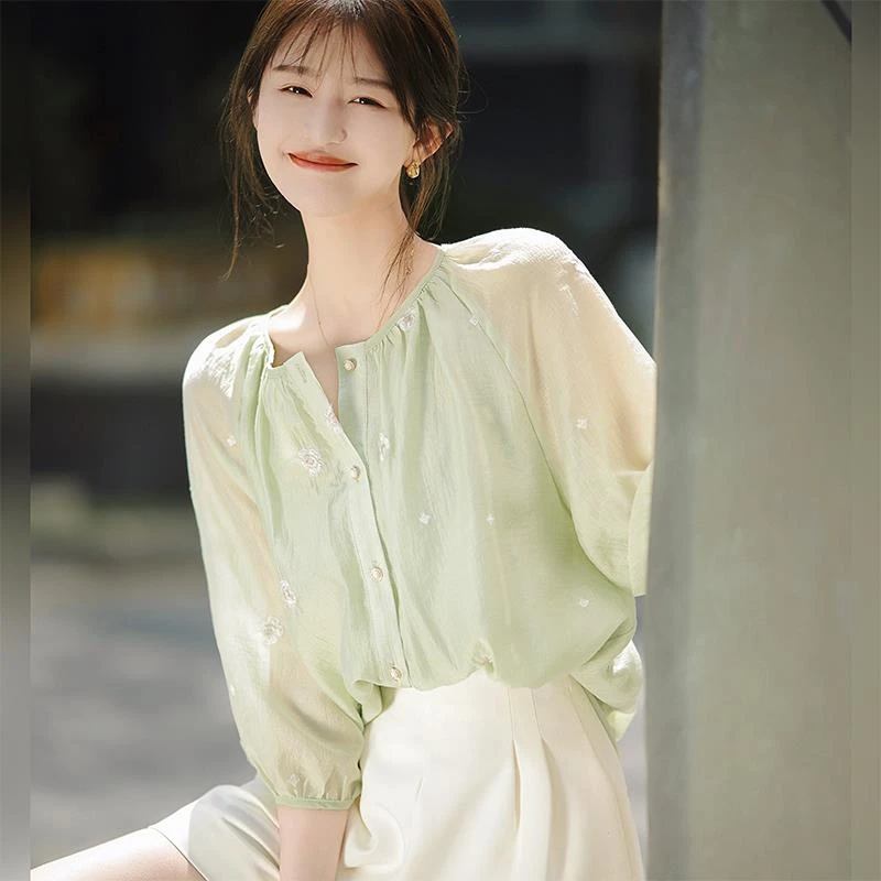 HS7017法式宽松雪纺衬衫女小众宽松显瘦衬衣刺绣气质七分袖上衣夏
