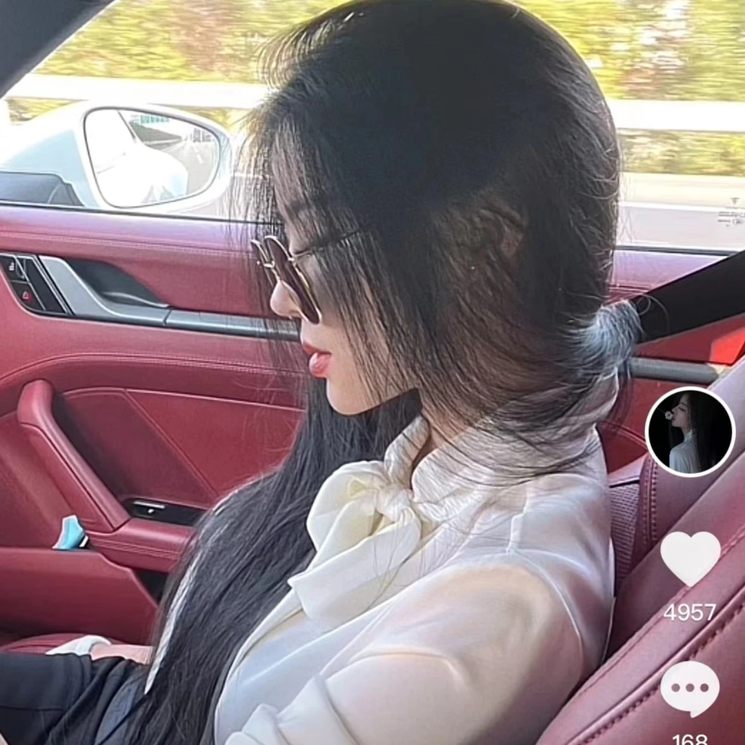 ANDREA骆杨倾城原创 仙气蝴蝶结系带衬衫