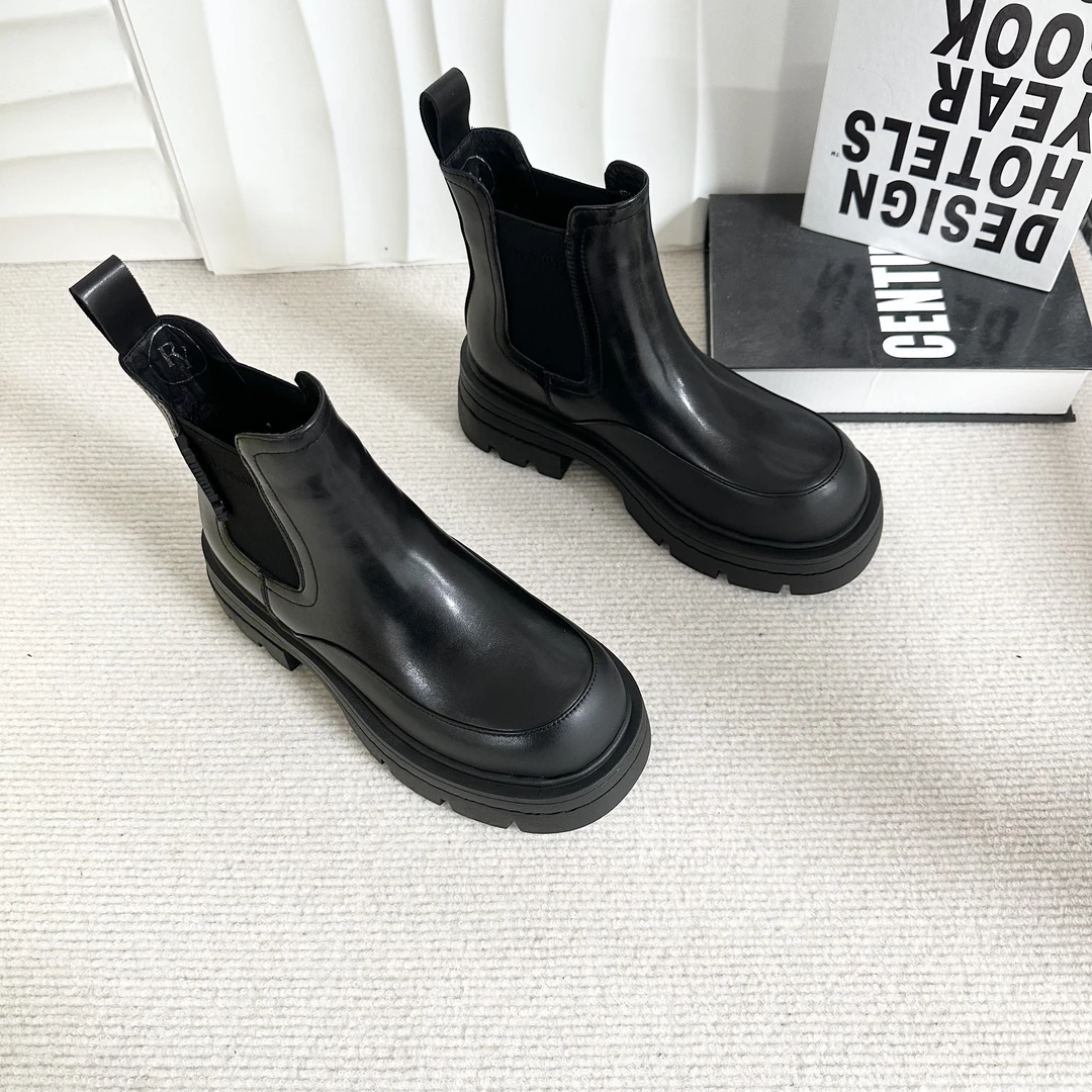 【与然良品】389爆款百搭时尚休闲{大棉}烟筒靴D