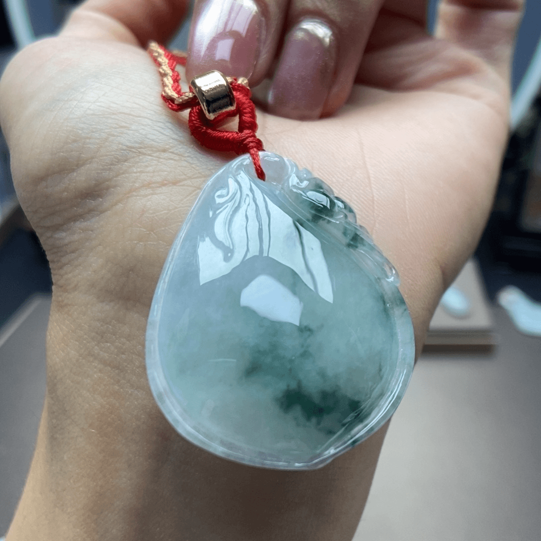 翡翠颈饰未镶嵌吊坠