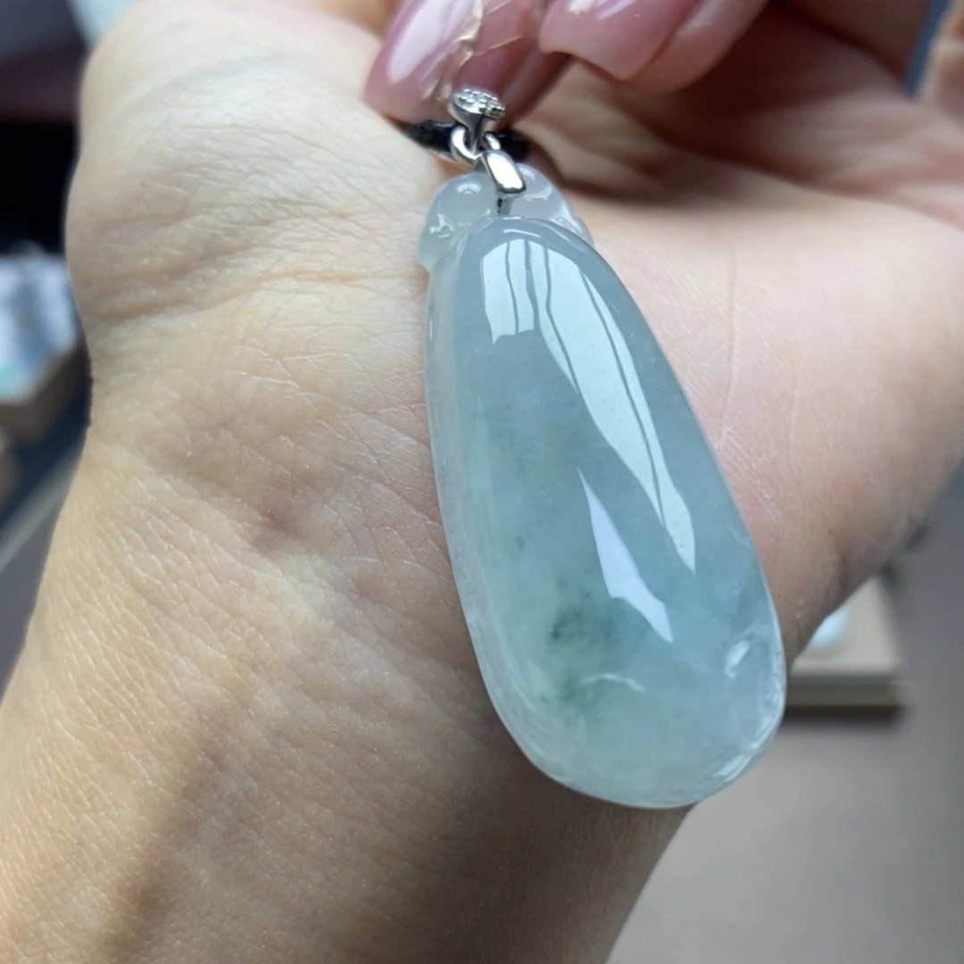 翡翠颈饰银S925镶嵌吊坠