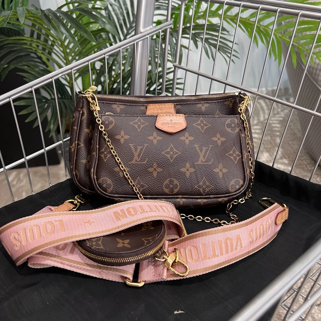 95新 LouisVuitton/路易威登 Lv五合一粉肩带/8429744