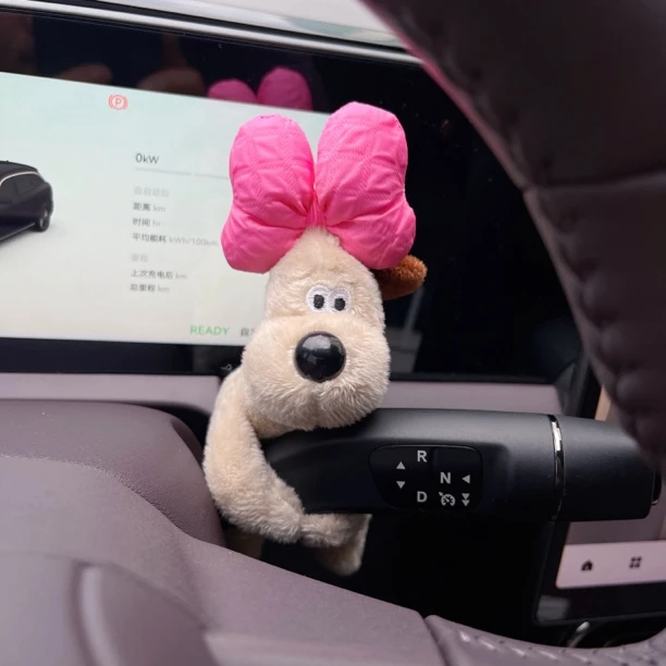 汽车怀挡装饰玩偶车载雨刮器转向灯可爱飞行员狗狗车内饰品摆件