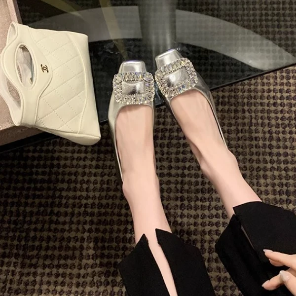 新款时尚仙女看气质百搭方头贵气水钻方扣浅口法式通勤低跟单鞋女