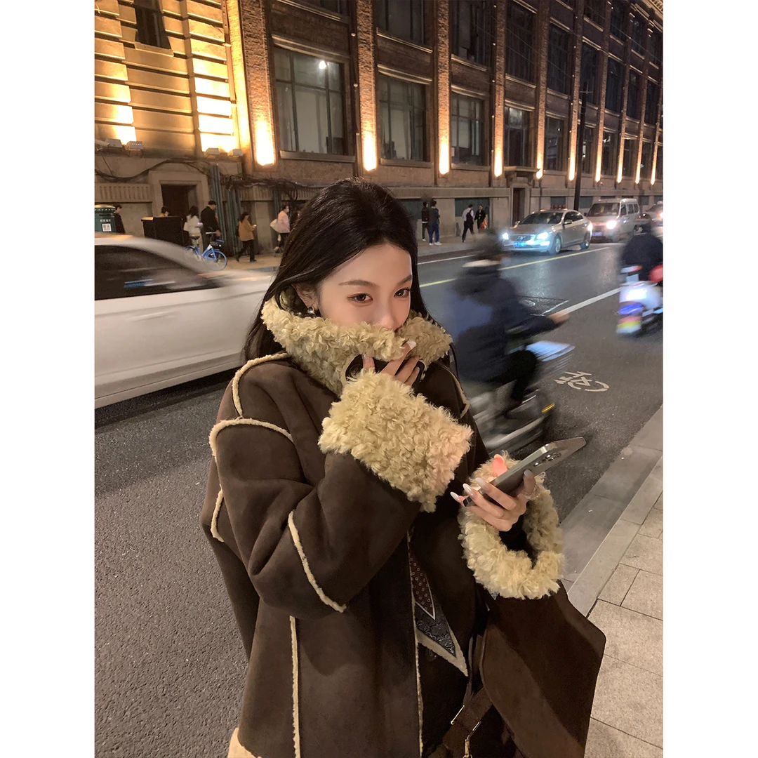 区区欧阳复古ACE 硬核保暖双面穿皮毛一体翻领外套女冬季加厚宽