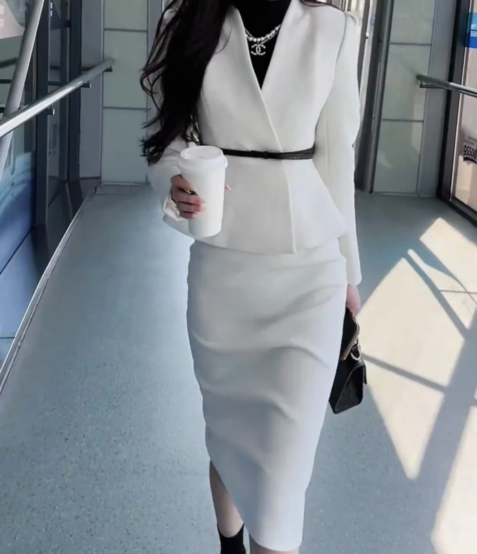 秋季新款时尚套装女士显瘦气质长袖网红白色洋气轻奢法式两件套潮
