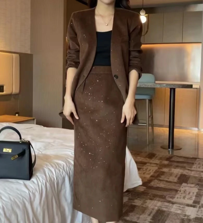 套装显瘦气质网红洋气时尚百搭秋冬长袖轻奢女神休闲满天星两件套