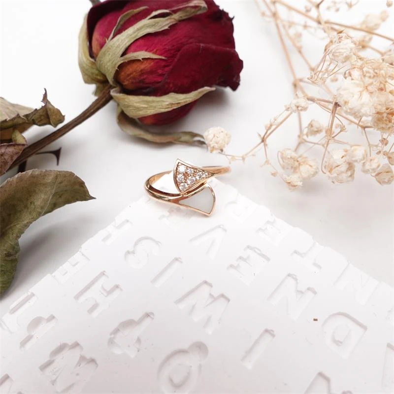 99新 BVLGARI/宝格丽 /戒指/T_ZY0000395895