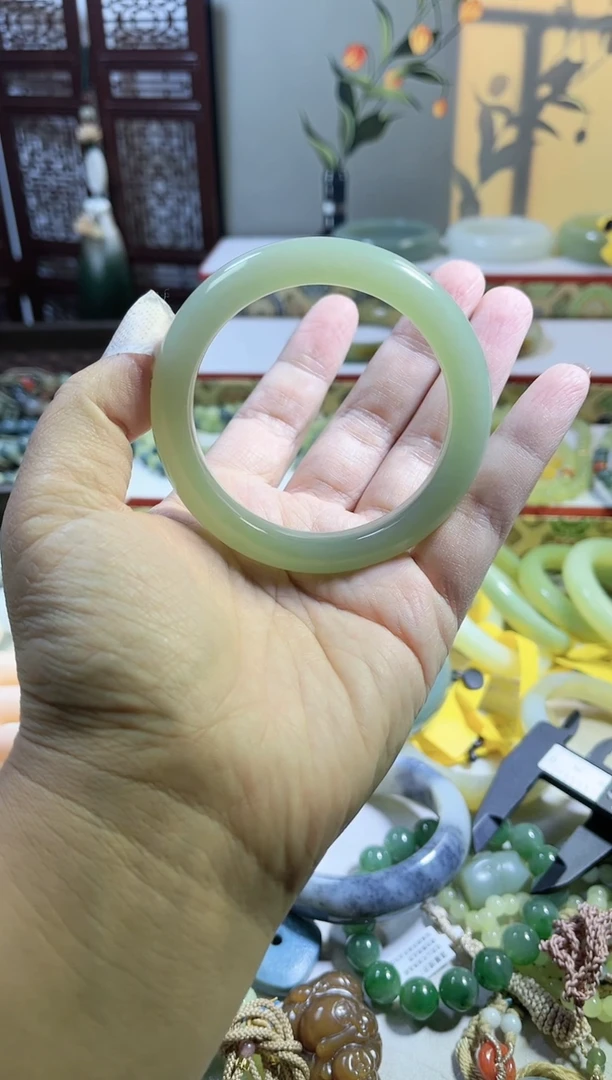 【闪购商品】和田玉手镯未镶嵌新疆且末温柔蓝56.2