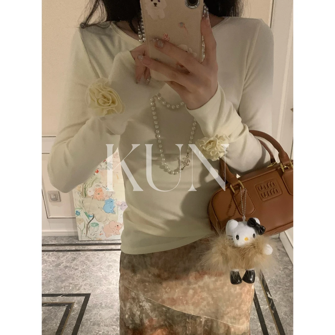 KUN【蔷薇庭院】极简袖口花朵修身长袖打底内搭上衣毛针织衫