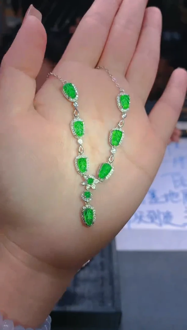 【闪购商品】定制翡翠合金32定制翡翠-多样性发货（发其一）