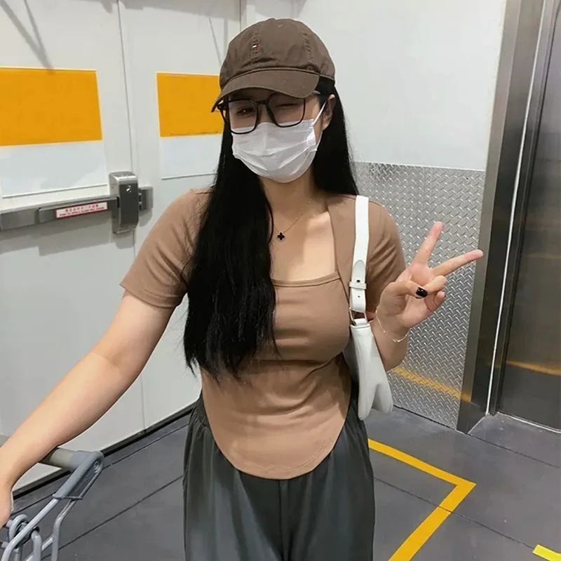 纯棉大码女装胖mm短袖t恤夏季新短款显瘦修身遮肉设计感小众上衣