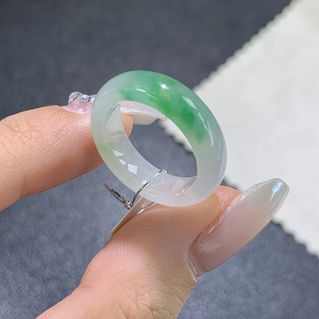 天然缅甸翡翠A货 12圈口 冰种飘绿花翡翠指环戒圈