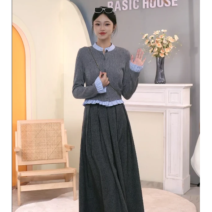 Basic House/百家好CSM24秋气质长袖时尚拼接圆领显瘦修身长款T恤