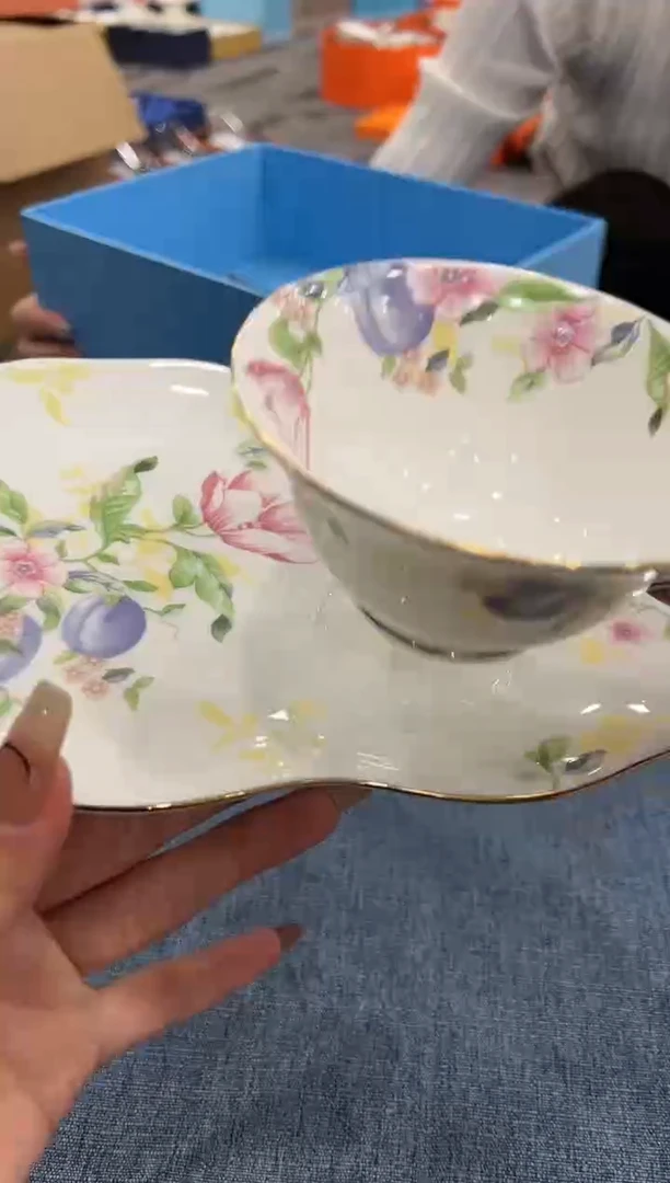 【闪购商品】杯H117+2
