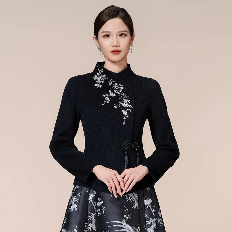 SUSSI/古色原创新中式中国风连身立领斜襟双面呢刺绣外套秋冬款