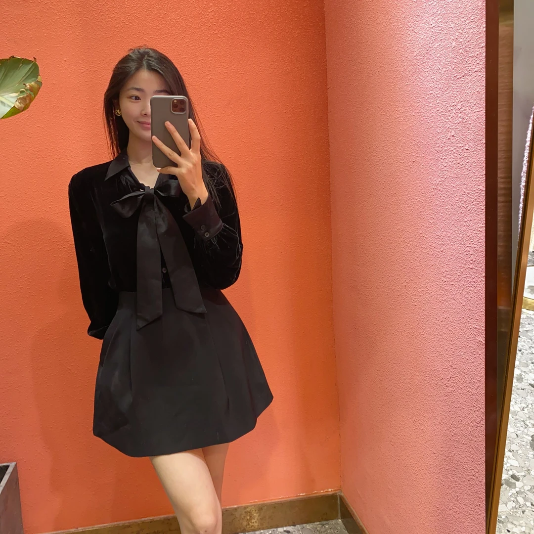 （默茗服装）黑丝绒印花衬衫