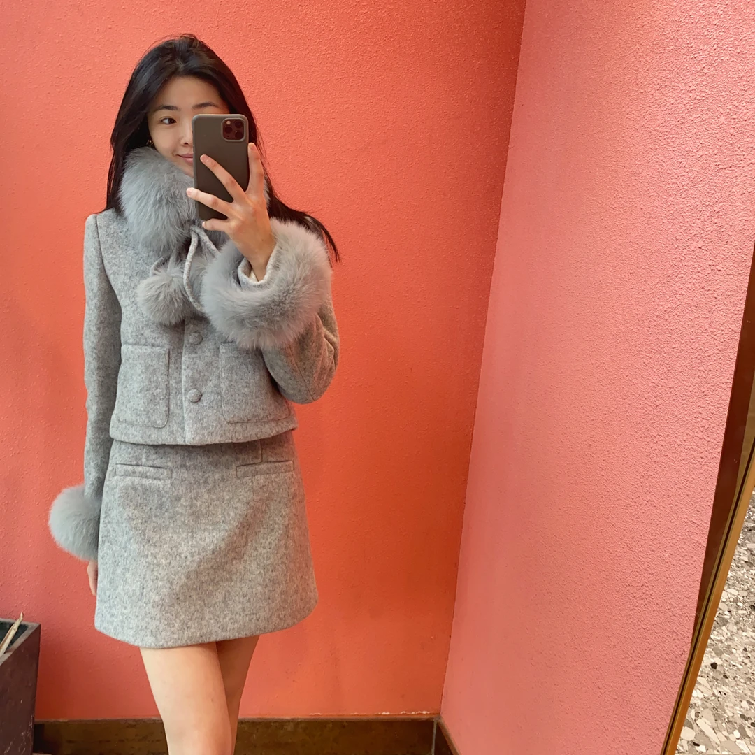 （默茗服装）芬兰漫雪毛球套装