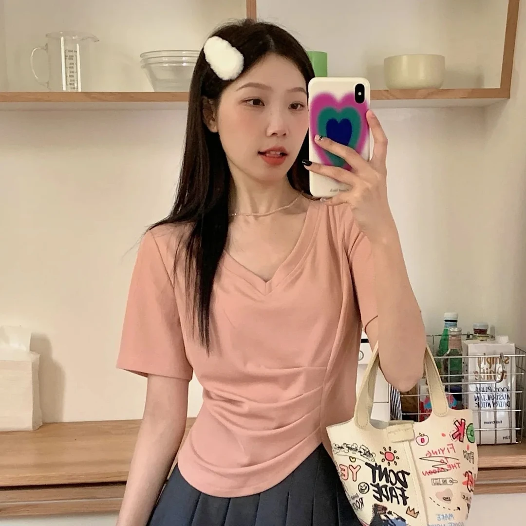棉大码女装微胖MM夏季新款正肩不规则短袖T恤设计感短款V领上衣